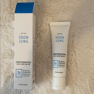 ETUDE HOUSE SOON JUNG 2X barrier intensive cream